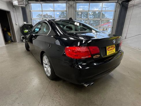 Used 2012 BMW 328i Coupe image 3