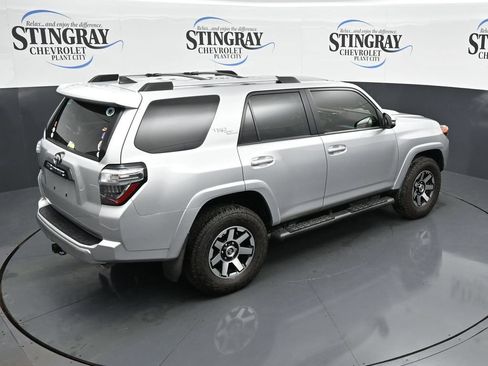 Used 2018 Toyota 4Runner TRD Off-Road Premium AWD/4WD image 24