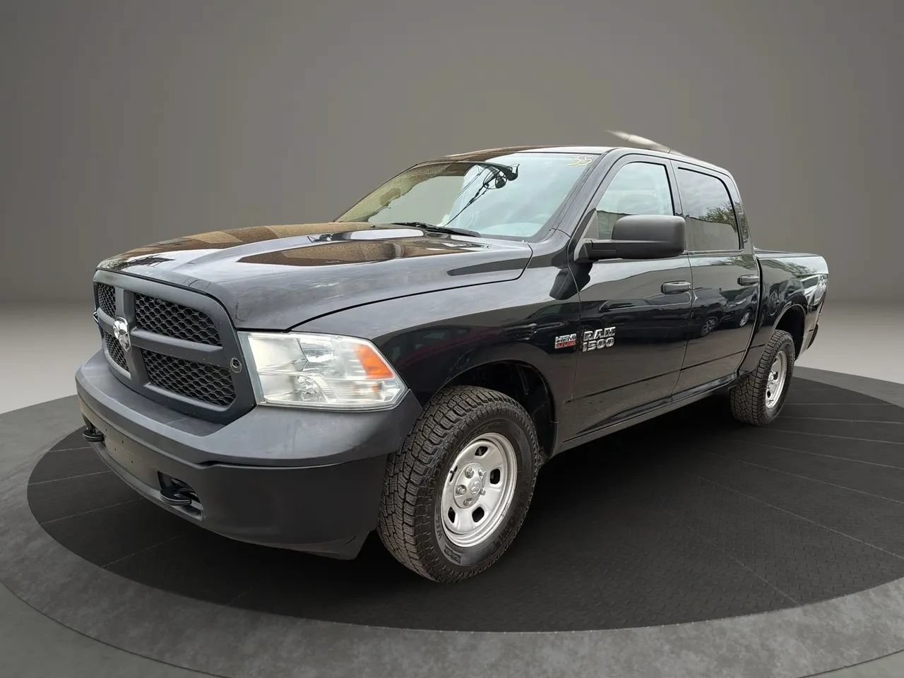 Used 2018 RAM 1500 4x4 Crew Cab w/ Protection Group image 1