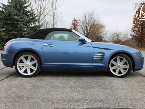 Used 2007 Chrysler Crossfire Limited image 18