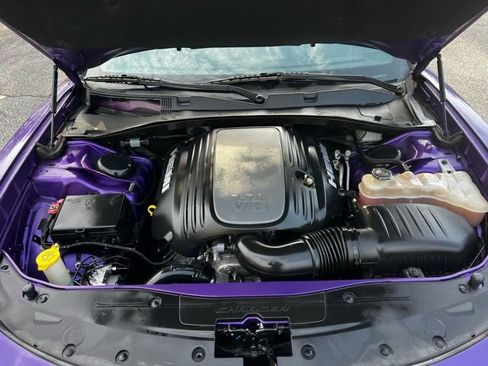 Used 2018 Dodge Charger R/T w/ Plus Group image 37