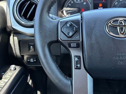 Used 2023 Toyota Tacoma TRD Off-Road w/ TRD Premium Off Road Package AWD/4WD image 17