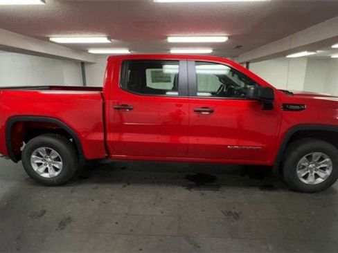 New 2025 GMC Sierra 1500 Pro w/ Trailering Package image 9