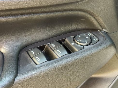 Used 2019 Chevrolet Equinox LT AWD/4WD image 24