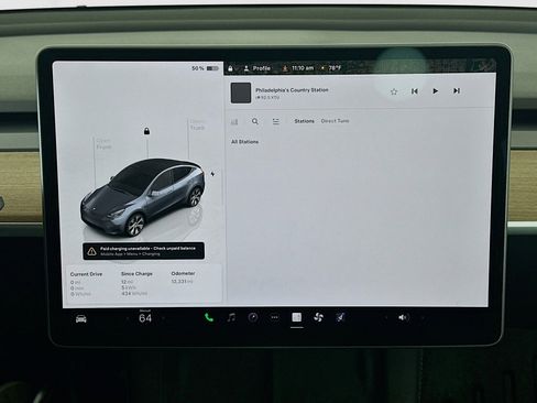 Used 2023 Tesla Model Y Long Range image 19