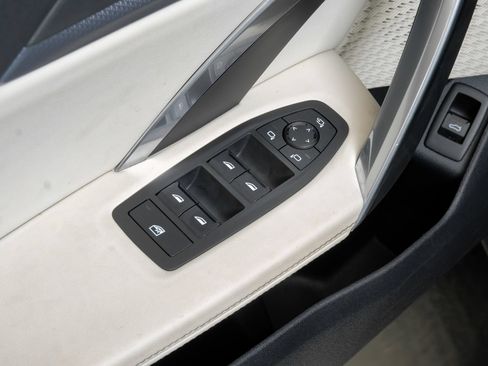 Used 2026 BMW X2 xDrive28i AWD/4WD image 46