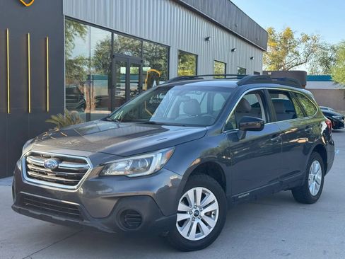 Used 2019 Subaru Outback 2.5i AWD/4WD image 1