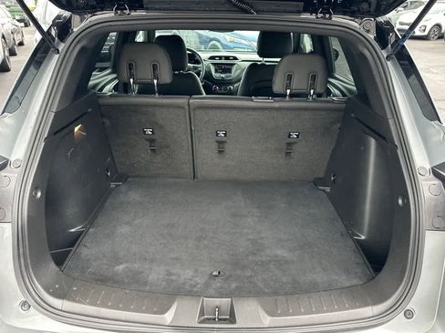 Used 2023 Chevrolet TrailBlazer RS w/ Driver Confidence Package image 25