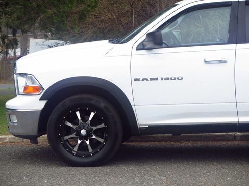 Used 2011 RAM 1500 Classic SLT AWD/4WD image 19