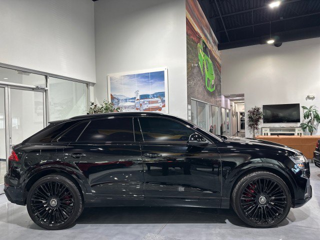 Used 2020 Audi Q8 Prestige AWD/4WD image 27