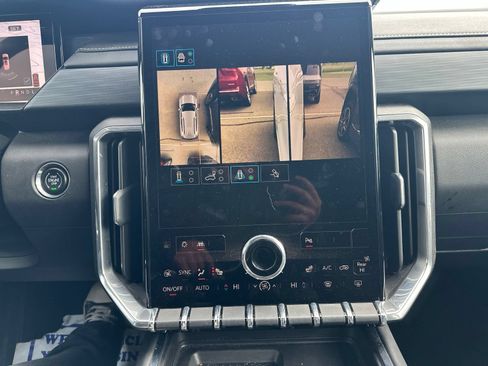 Used 2025 GMC Acadia Elevation AWD/4WD image 71