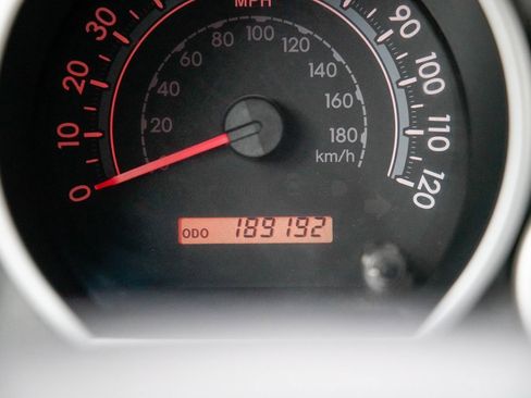 Used 2010 Toyota Tundra 4x4 Double Cab image 32