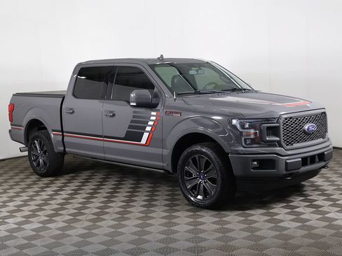 Used 2018 Ford F150 Lariat w/ Equipment Group 502A Luxury AWD/4WD image 2