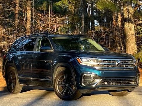 Used 2021 Volkswagen Atlas SE w/ Panoramic Sunroof Package FWD image 9