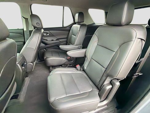 Used 2020 Chevrolet Traverse RS w/ LPO, Floor Liner Package FWD image 23