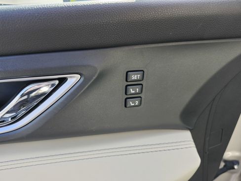 Used 2020 Subaru Ascent Limited w/ Popular Package #4 AWD/4WD image 28