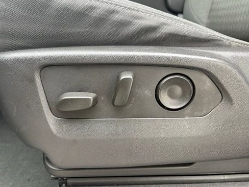 Used 2024 Chevrolet Silverado 1500 Custom Trail Boss image 27