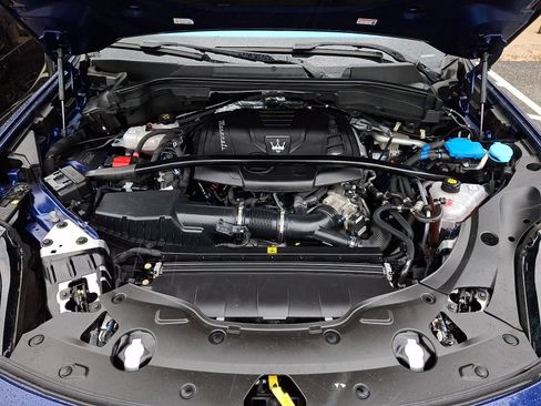 Used 2023 Maserati Grecale GT AWD/4WD image 29