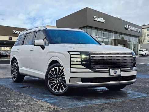 Used 2026 Hyundai Palisade Calligraphy image 1