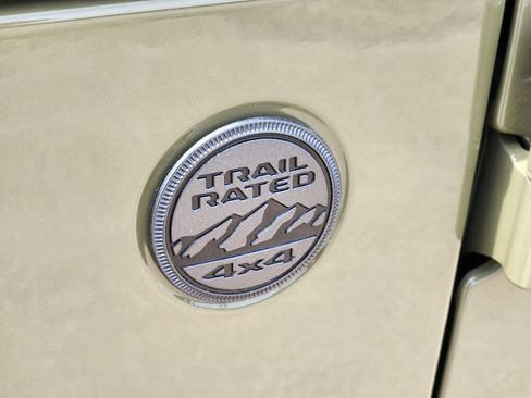 New 2026 Jeep Gladiator Sport AWD/4WD image 12