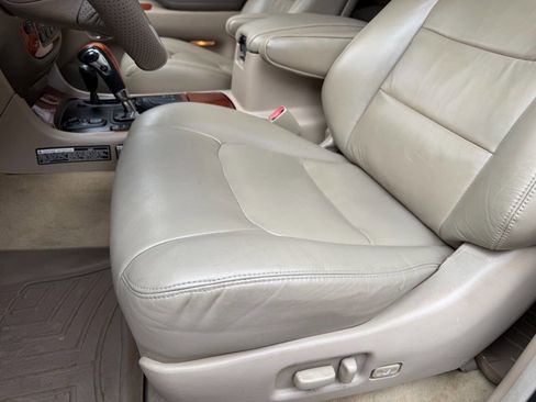 Used 2002 Lexus LX 470 4WD image 27