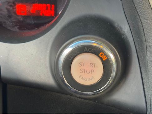 Used 2011 Nissan Altima 2.5 SL w/ 2.5SL Pkg image 14