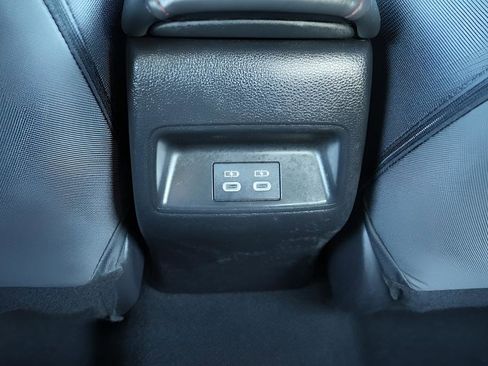 Used 2024 Toyota Corolla SE FWD image 18