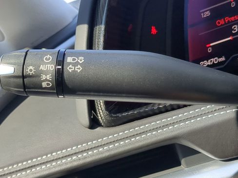 Used 2022 Chevrolet Corvette Stingray Premium Conv w/ Z51 Performance Package image 54