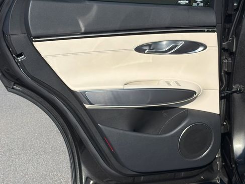 New 2026 Genesis GV70 2.5T Select image 21