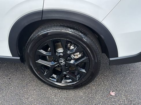 Certified 2024 Honda HR-V Sport image 9