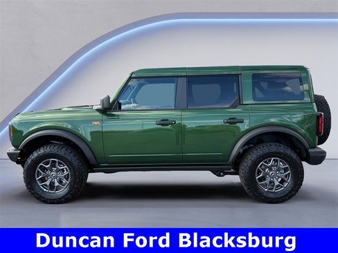 New 2025 Ford Bronco Badlands image 6