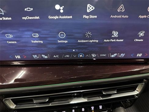 New 2026 Chevrolet Traverse RS w/ LPO, Floor Liner Package image 35