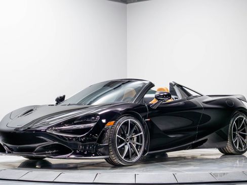 Used 2019 McLaren 720S Luxury RWD image 2