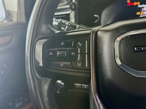 Used 2023 GMC Yukon Denali Ultimate image 26