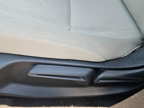 Certified 2025 Honda Accord LX image 14