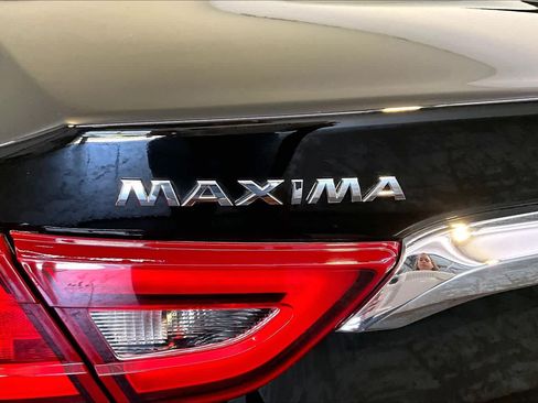 Used 2018 Nissan Maxima 3.5 SL FWD image 10