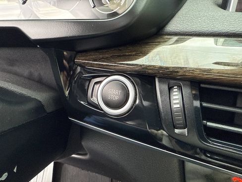 Used 2016 BMW X5 xDrive40e image 33