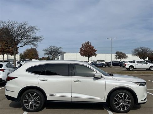 Certified 2024 Acura MDX SH-AWD w/ Technology Package image 3