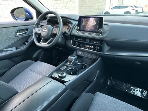 Used 2023 Nissan Rogue SV AWD/4WD image 29
