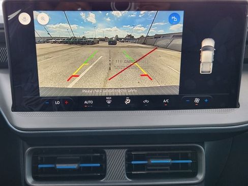 New 2026 Ford Maverick Lobo AWD/4WD image 13