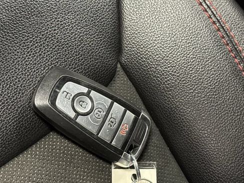 Used 2023 Ford Explorer ST-Line AWD/4WD image 27