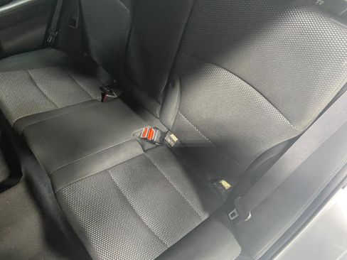 Used 2018 Subaru Outback 2.5i Premium image 15