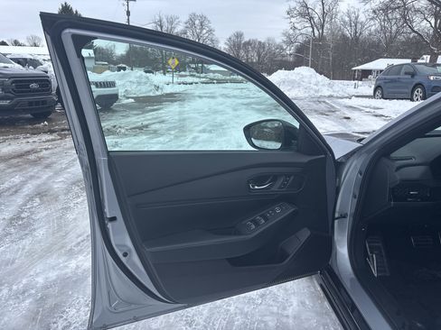 Used 2023 Honda Accord Sport image 17