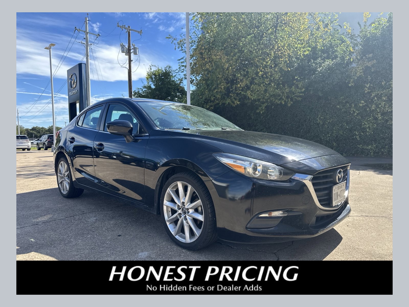 Used 2017 MAZDA MAZDA3 Touring FWD image 1