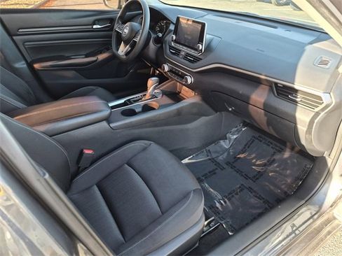 Certified 2020 Nissan Altima 2.5 S image 9