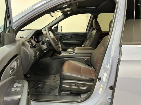 New 2026 Honda Ridgeline Black Edition image 13