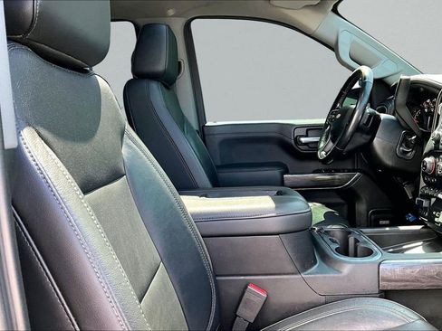 Used 2020 Chevrolet Silverado 1500 LTZ w/ LTZ Premium Package image 29