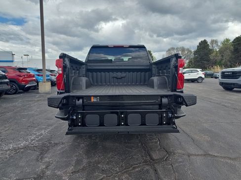 New 2026 Chevrolet Silverado 1500 Custom Trail Boss AWD/4WD image 7