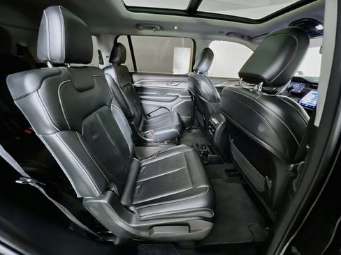 Used 2021 Jeep Grand Cherokee L Limited AWD/4WD image 44