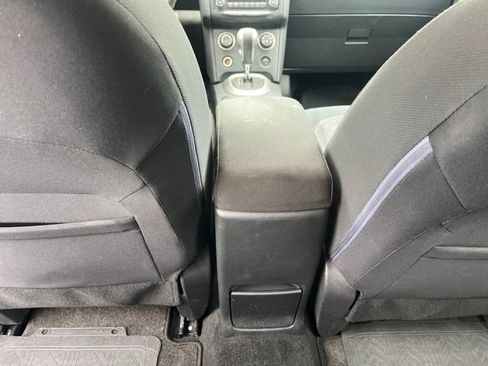 Used 2014 Nissan Rogue S w/ Convenience Package FWD image 14